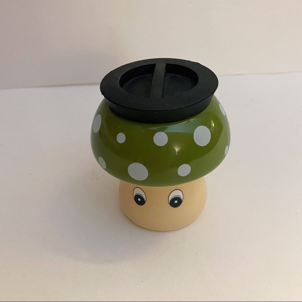 Retro Mushroom Stash Box Ceramic